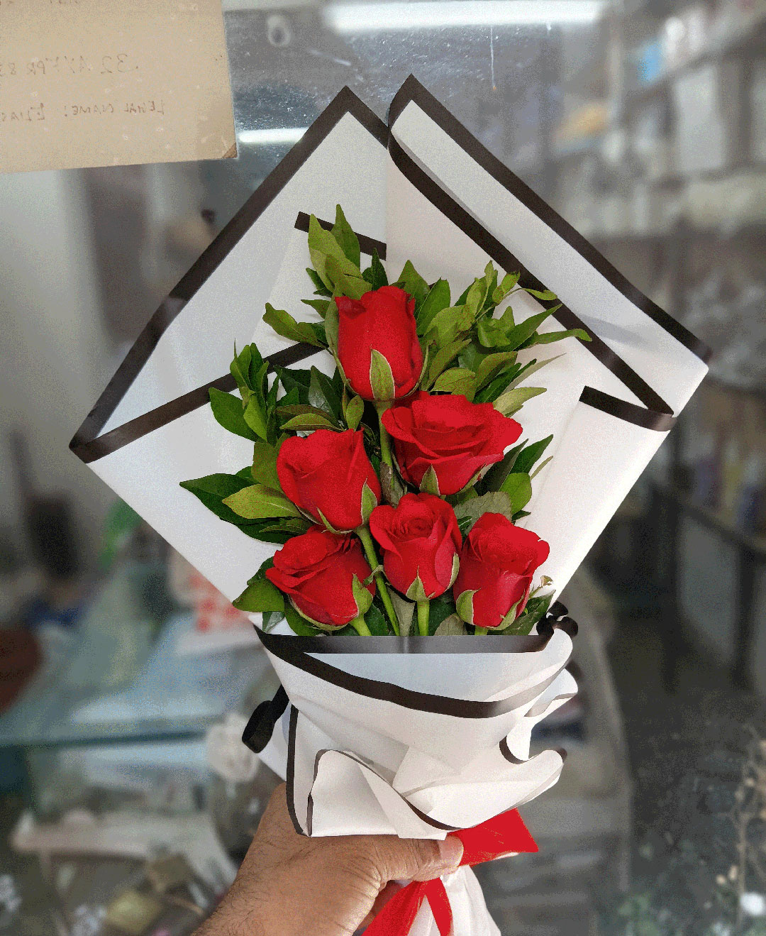 Romantic Red Six