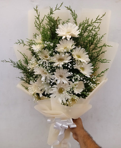 *Pure White Sympathy Wreath